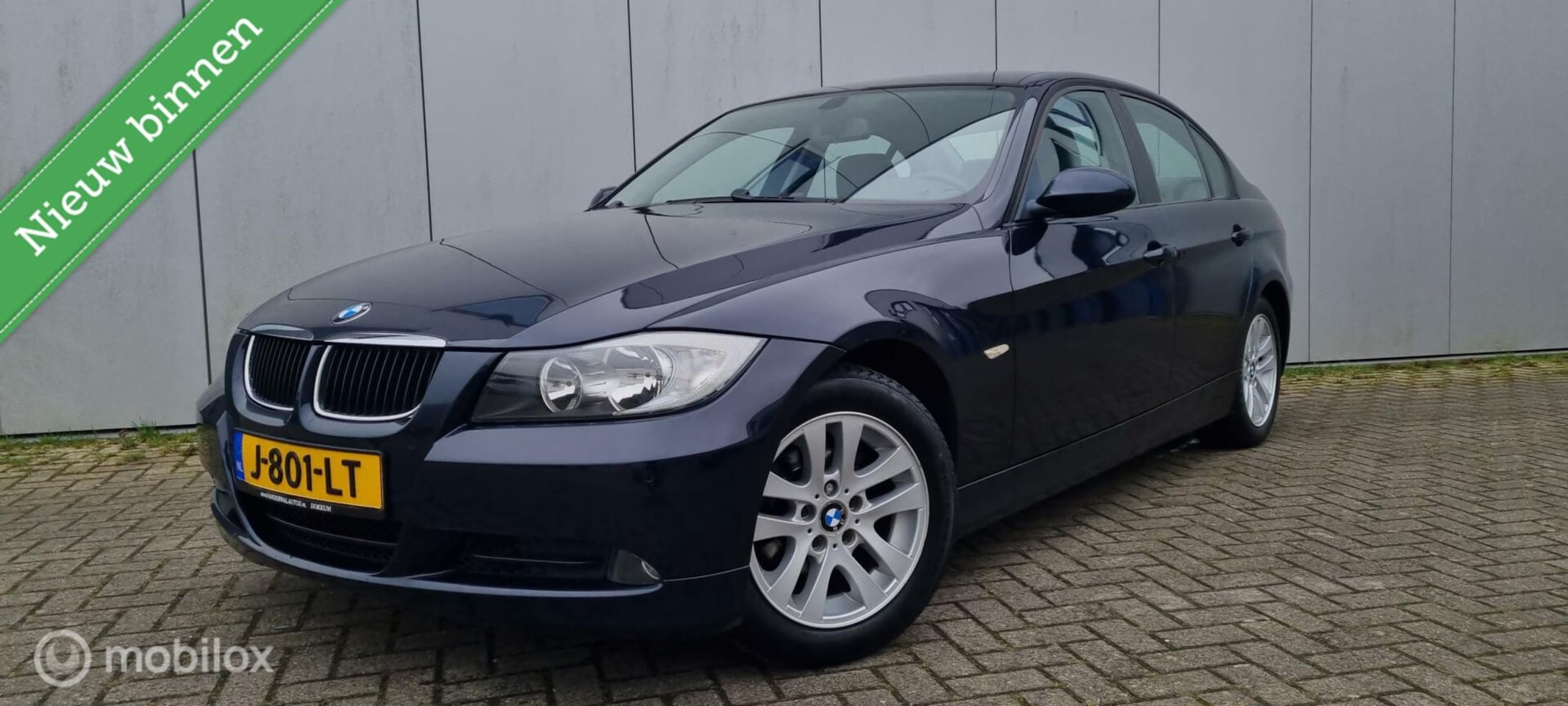 BMW 3-serie - 320i Business Line Airco/Parkeersensoren - AutoWereld.nl