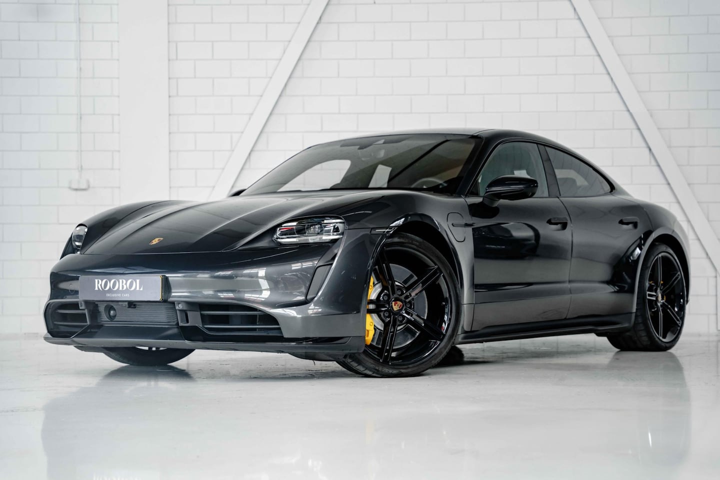 Porsche Taycan - 4S Performance l Turbo pakket l PSCB l Bose l Pano - AutoWereld.nl