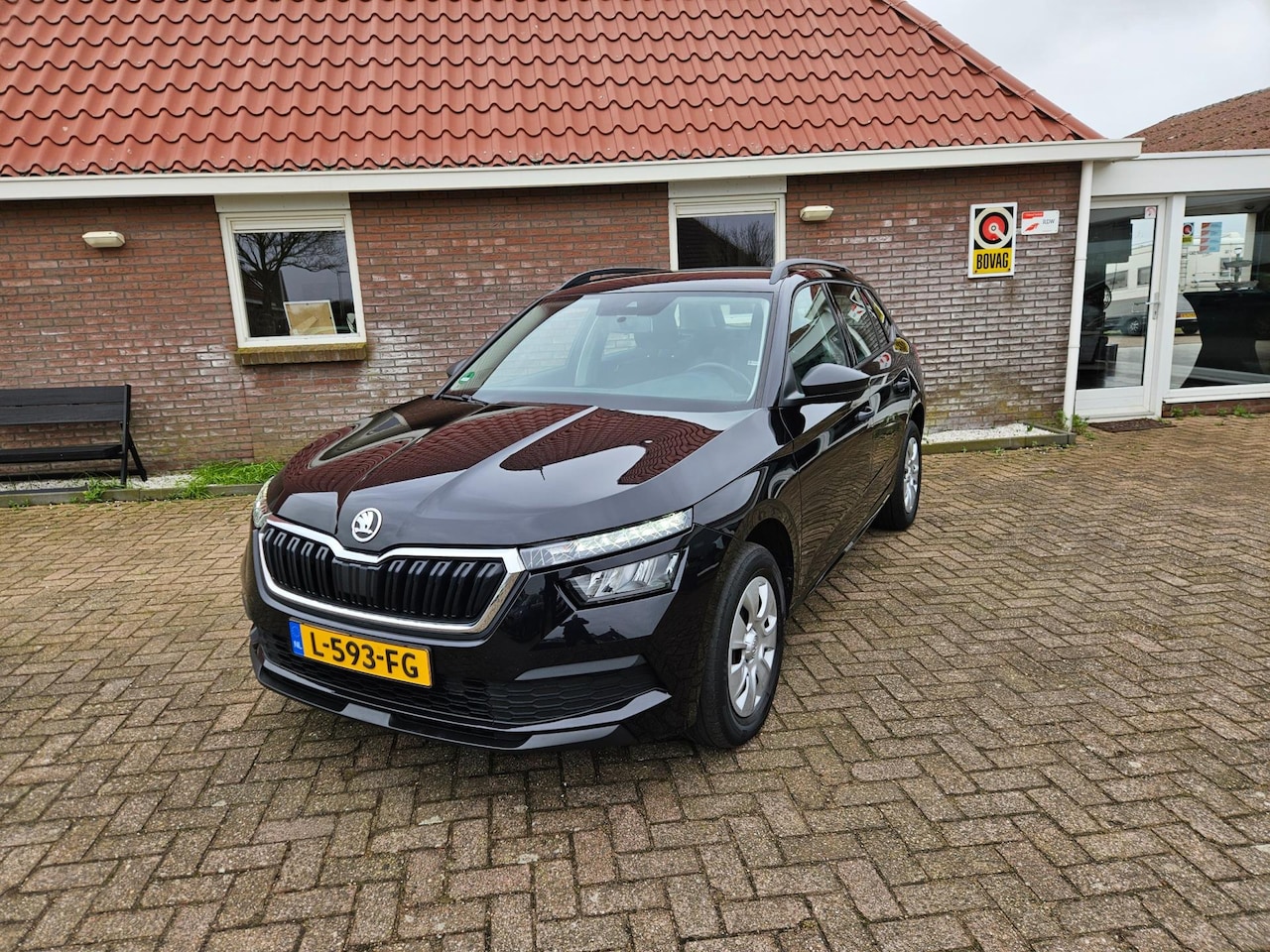 Skoda Kamiq - 1.0 TSI Active 1.0 TSI Active - AutoWereld.nl