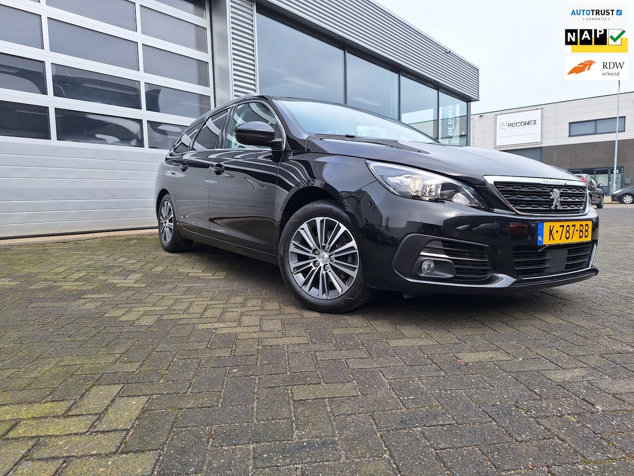 Peugeot 308 SW - 1.2 PureTech Allure*Navigatie*Camera*Ecc*Digitaal Dash*Pdc V/A*Enz - AutoWereld.nl