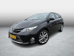 Toyota Auris Touring Sports - 1.8 Hybrid Executive | Panoramadak | Trekhaak | Navigatie