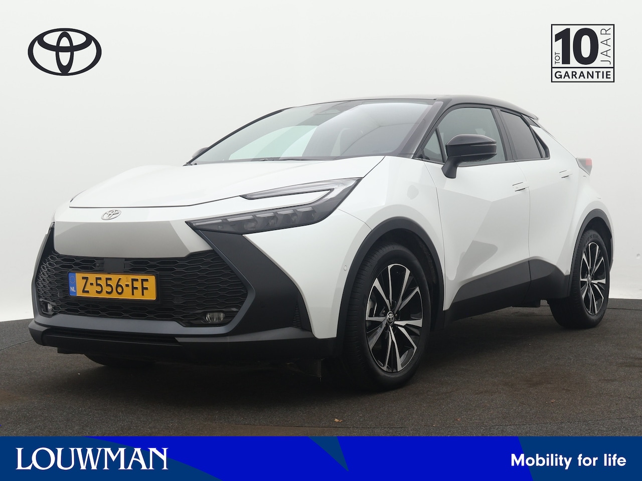 Toyota C-HR - 1.8 Hybrid 140 First Edition | Navigatie | 360 Camera | Parkeersensoren | LM velgen | Clim - AutoWereld.nl