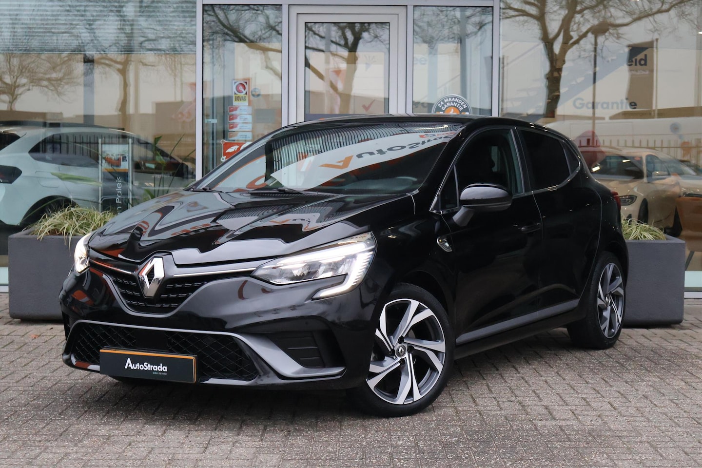 Renault Clio - 1.3 TCe RS LINE 130pk AUT I Carplay I Bose | Camera I Navi I Climate I Cruise I 1e eigenaa - AutoWereld.nl