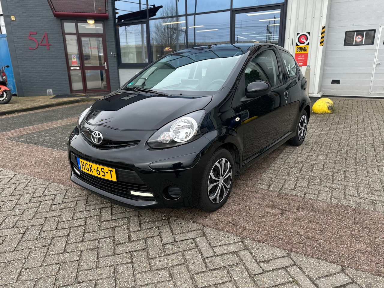 Toyota Aygo - 1.0 VVT-i Aspiration 1.0 VVT-i Aspiration,AUTOMAAT, NAVI,CAMERA,Inruil mog - AutoWereld.nl