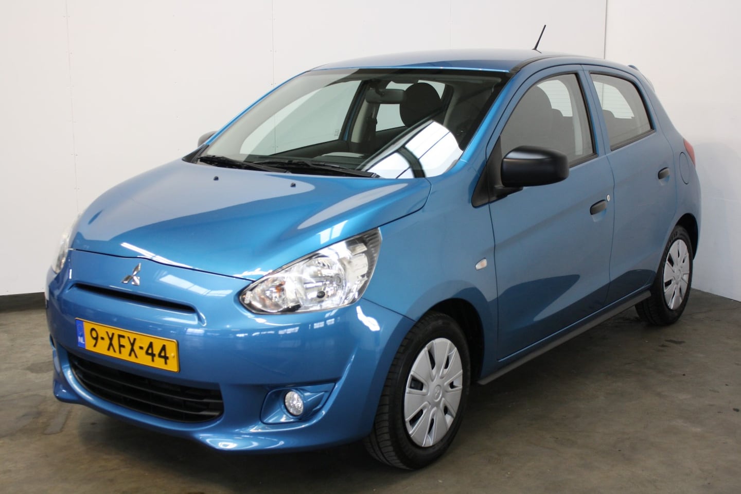 Mitsubishi Space Star - 1.0 MIVEC 71PK Inform - AutoWereld.nl