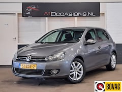 Volkswagen Golf - 1.2 TSI Highline BlueMotion + NAVI