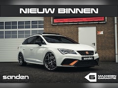 Seat Leon ST - 2.0 TSICUPRA R 4DRIVE CARBON|PANO|downpipe|Akra