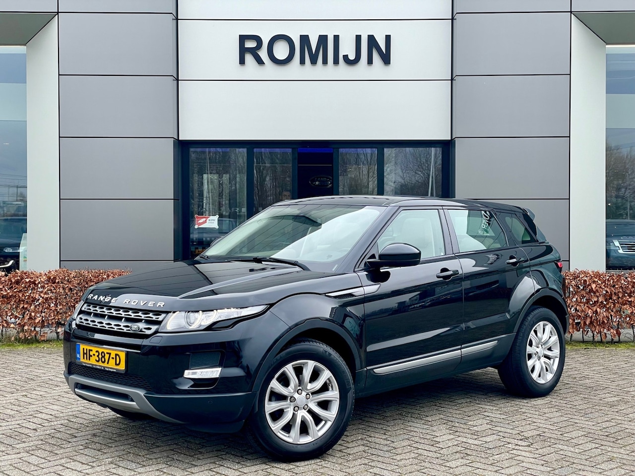 Land Rover Range Rover Evoque - 2.0 Si 4WD Pure PANORAMADAK - AutoWereld.nl