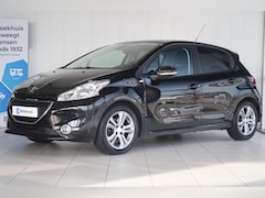 Peugeot 208 - 1.2 PureTech Style Pack CLIMA | NAVI | LMV | TREKHAAK | PARKEERSENSOREN ACHTER