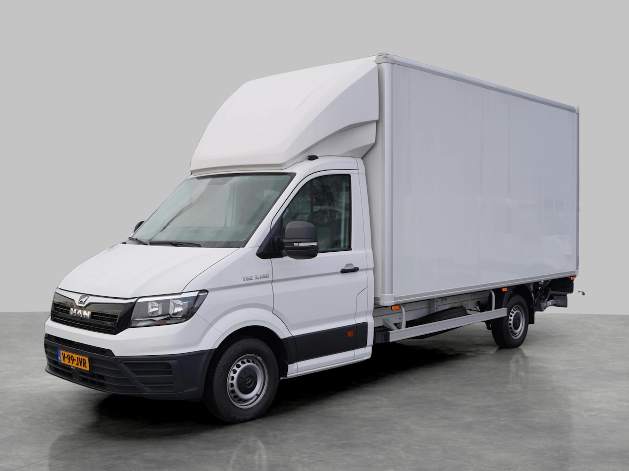 MAN TGE - 35 2.0 Bakwagen L4 140pk Laadklep (Leaseprijs v.a. 1.157 ex btw p/mnd) - AutoWereld.nl