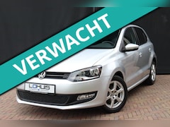 Volkswagen Polo - 1.2-12V Comfortline TEAM CruiseControl|Scherm|Stoelverwarming