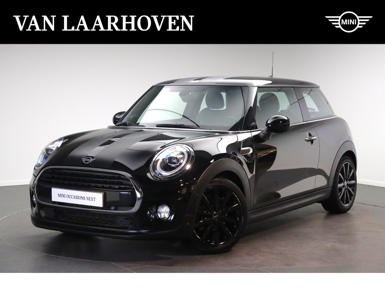 MINI Cooper - Hatchback Chili Automaat / Comfort Access / Stoelverwarming / LED / Cruise Control / Harma - AutoWereld.nl