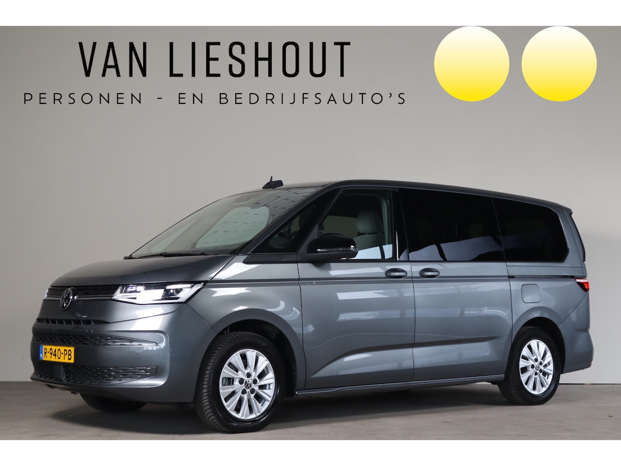 Volkswagen Multivan - 1.4 eHybrid L2H1 Style - NL Auto!!! Camera I Apple I Pano - AutoWereld.nl