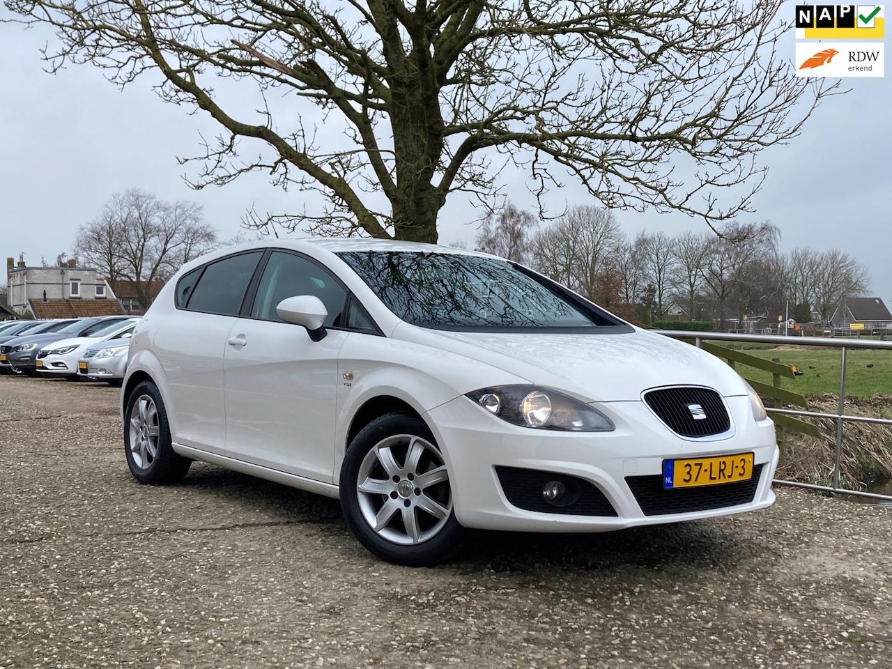 Seat Leon - 1.4 TSI Reference | Cruise + Airco nu € 2.975,-!!! - AutoWereld.nl