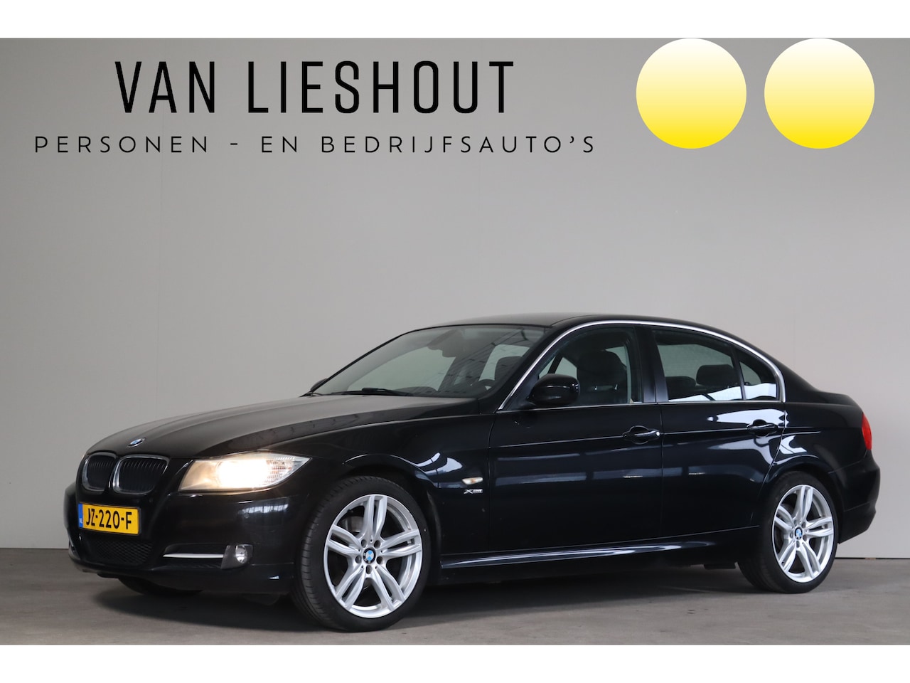 BMW 3-serie - 320xd Business Line M Sport Leder I Stoelverwarming - AutoWereld.nl