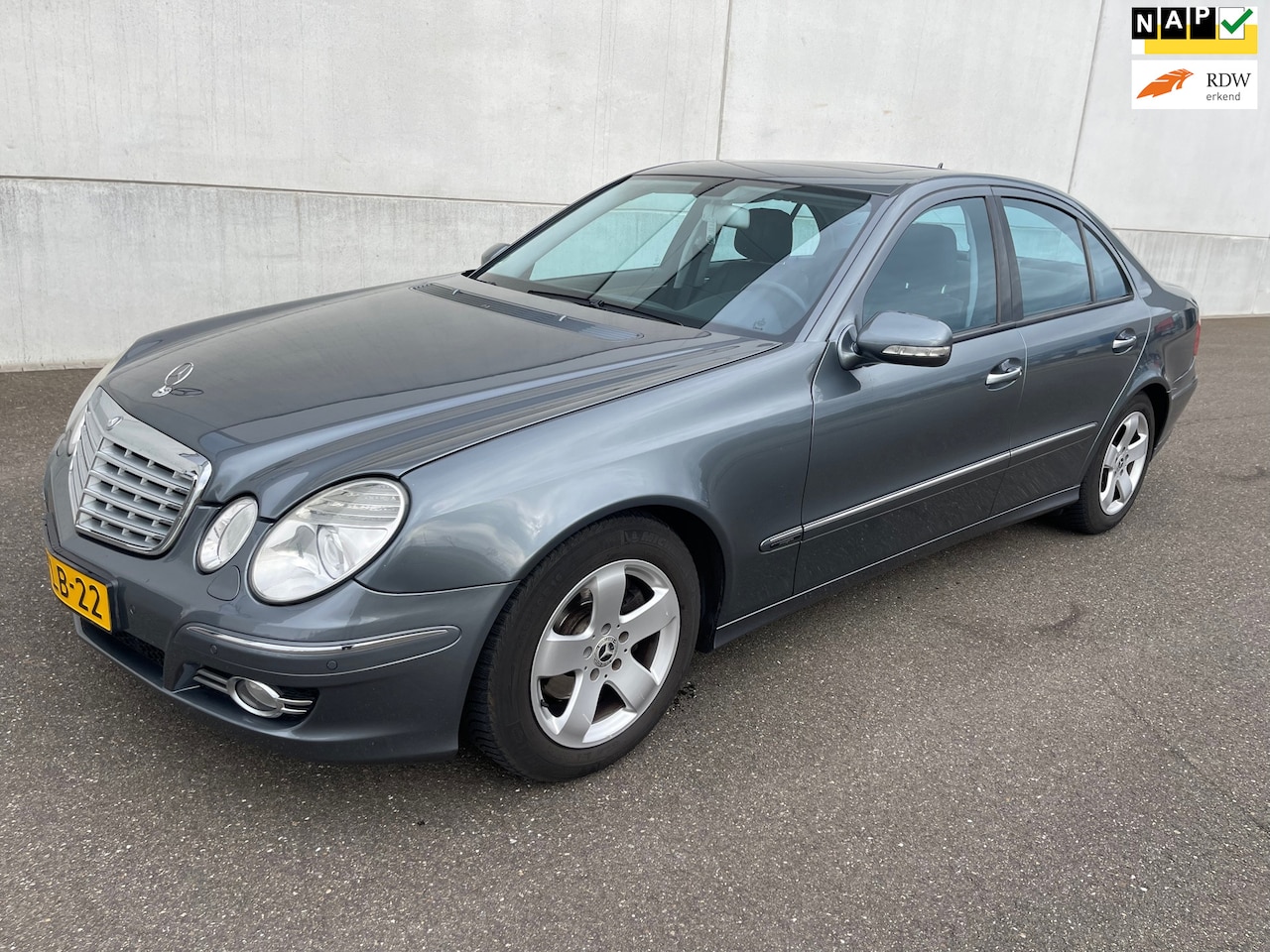 Mercedes-Benz E-klasse - 300 CDI BlueTEC Avantgarde face lift Zeer mooi!!! - AutoWereld.nl