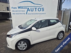 Toyota Aygo - 1.0 VVT-i x-play navi Camera