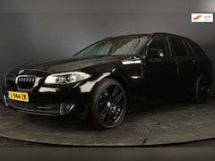 BMW 5-serie Touring - 528i High Executive / Automaat / Navi / PDC