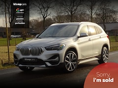 BMW X1 - xDrive20i xLine | 1e Eig | unieke Kmstand | Nieuwstaat