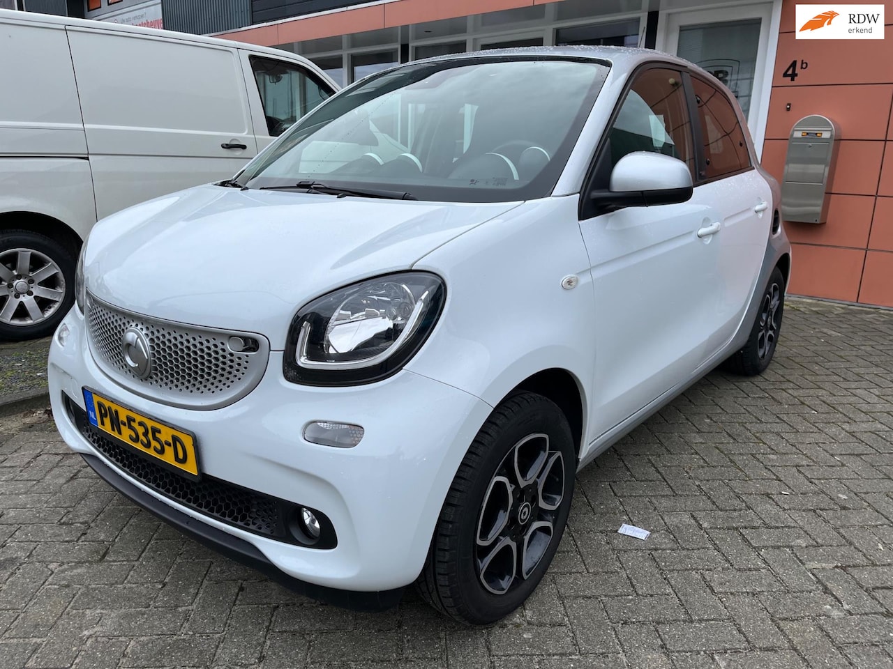 Smart Forfour - 1.0 Prime airco leer zeer nette auto - AutoWereld.nl