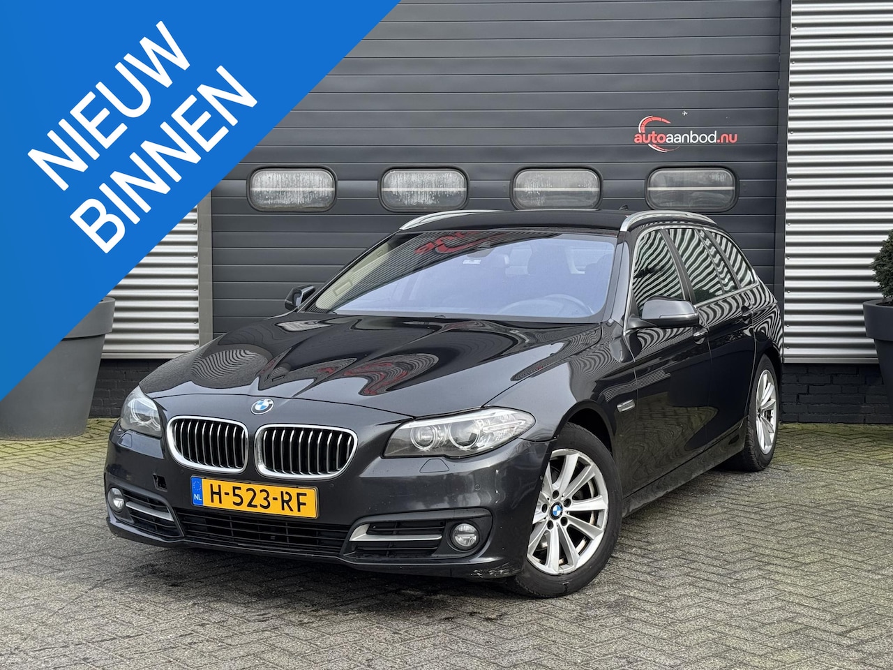 BMW 5-serie Touring - 520xd High Executive | Camera | Harmon Kardon | Lane Assist | Elektrische Achterklep | Xen - AutoWereld.nl