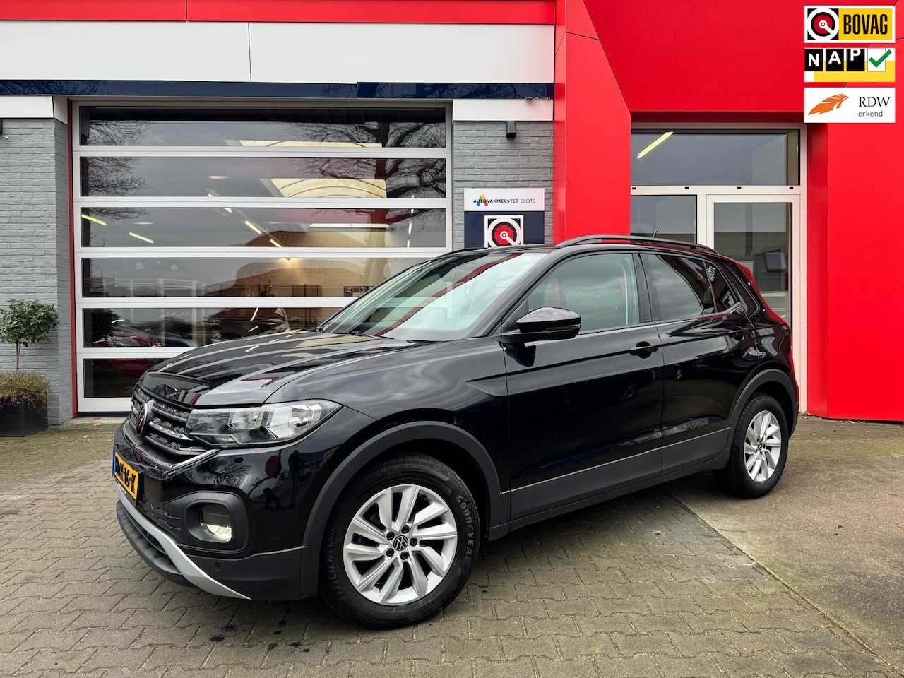 Volkswagen T-Cross - 1.0 TSI Life Trekhaak, Camera - AutoWereld.nl