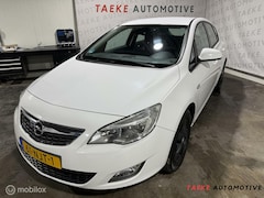 Opel Astra - 1.6 Edition AUT/Airco/Cruise/Goed onderhouden