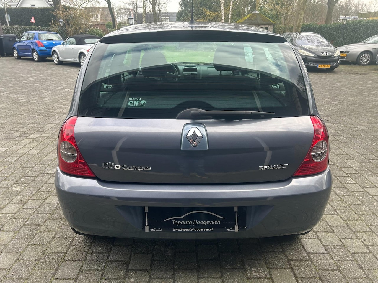 Renault Clio - 1.2-16V Campus nieuw model met nieuwe APK