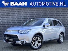 Mitsubishi Outlander - 2.0 PHEV Business Edition X-Line | Navigatie | Camera |