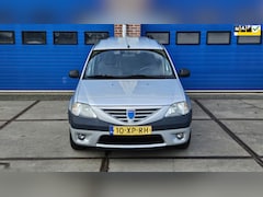 Dacia Logan MCV - 1.6-16V Lauréate 7 persoons