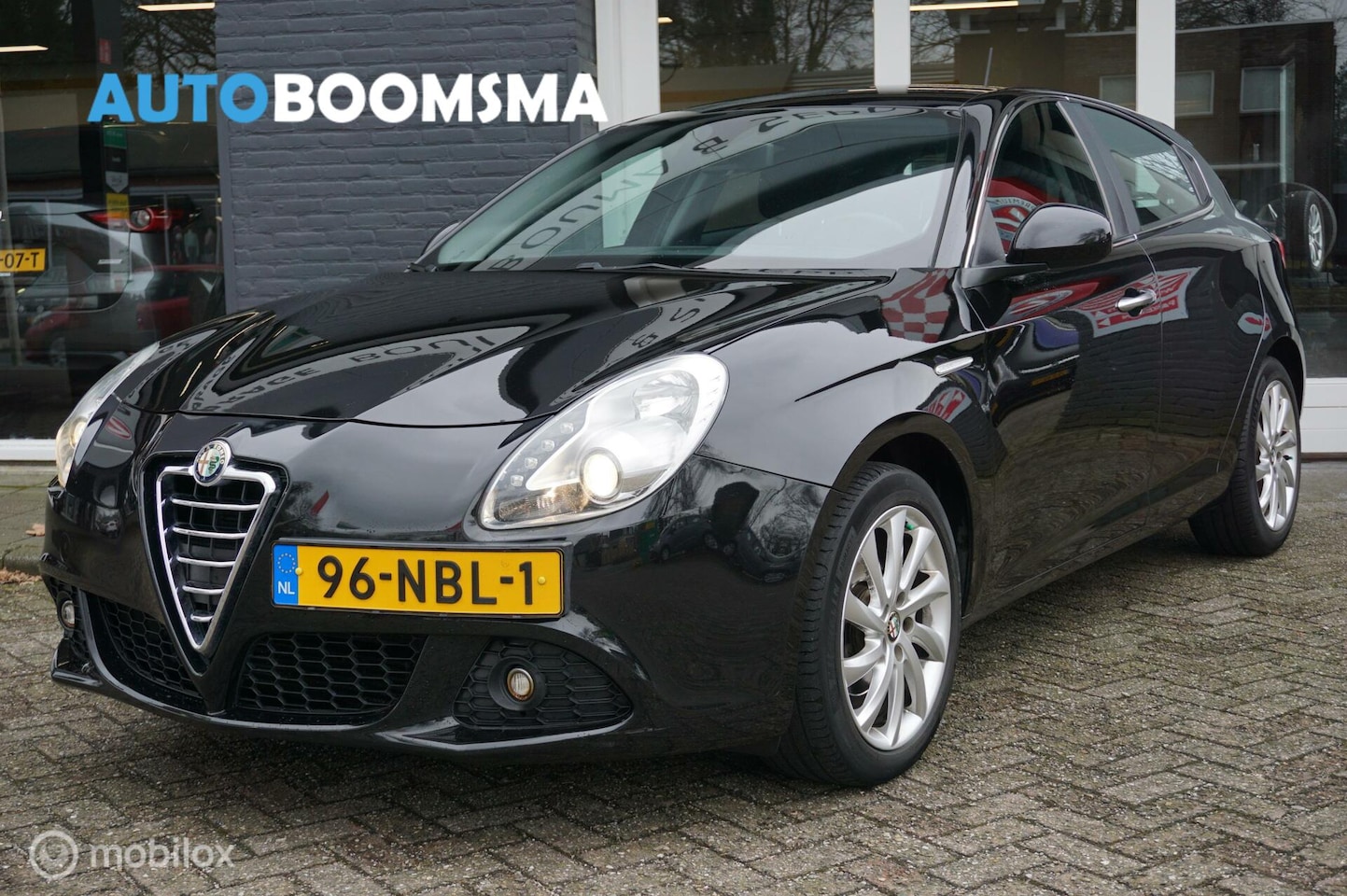 Alfa Romeo Giulietta - 1.4 T 120pk Clima Cruise 17"Velgen - AutoWereld.nl