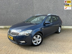 Kia Cee'd Sporty Wagon - 1.4 CVVT Navigator Plus Pack | TREKHAAK | AUX/USB | NAVI | CC | ISOFIX | APK T/M 24-2-2026