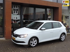 Skoda Fabia - 1.0 Active | Airco | 16'' Lmvelgen + Allseason | PDC | Bluetooth | Isofix | Nw APK