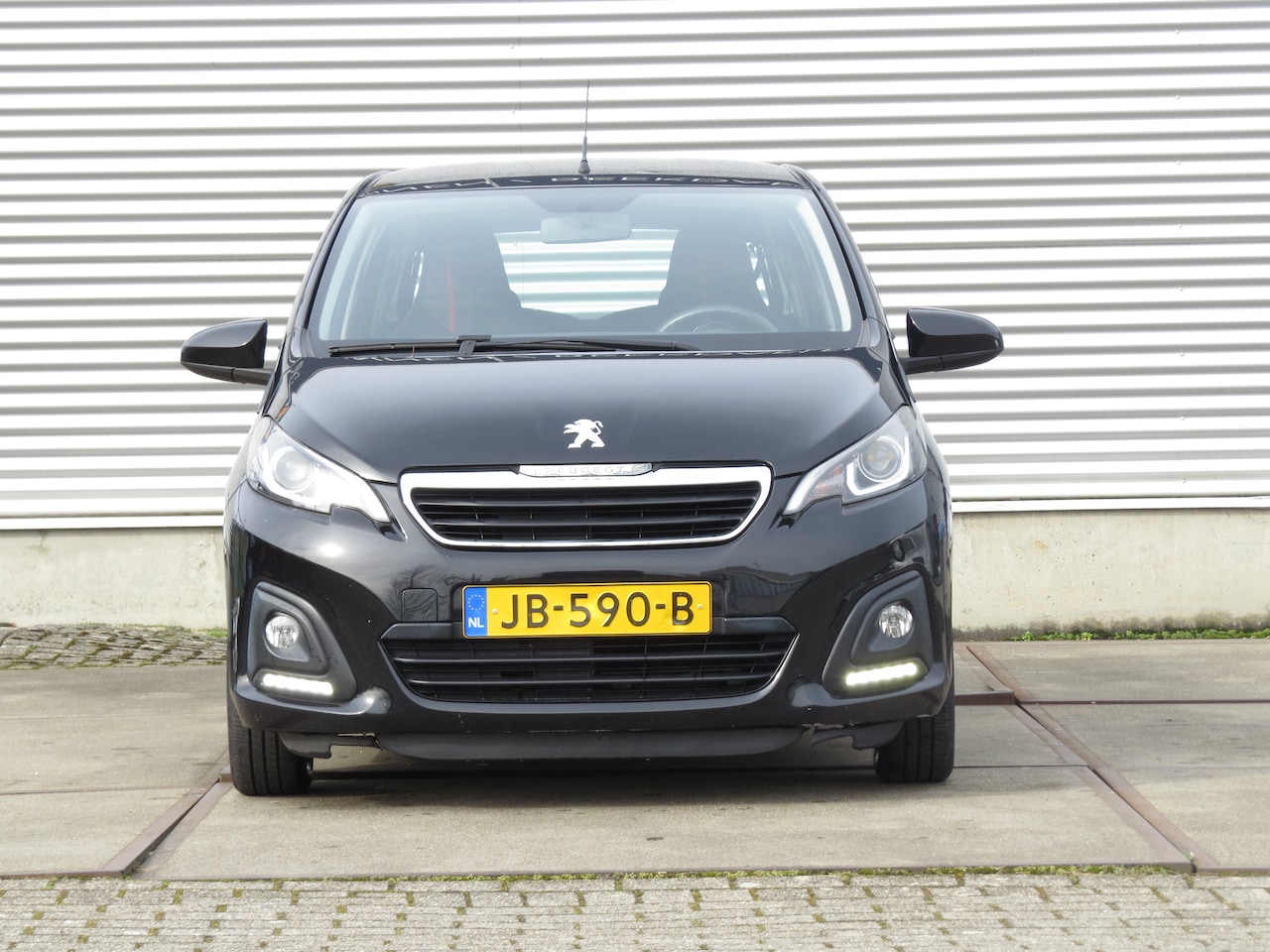 Peugeot 108 - 1.0 e-VTi Blue Lease