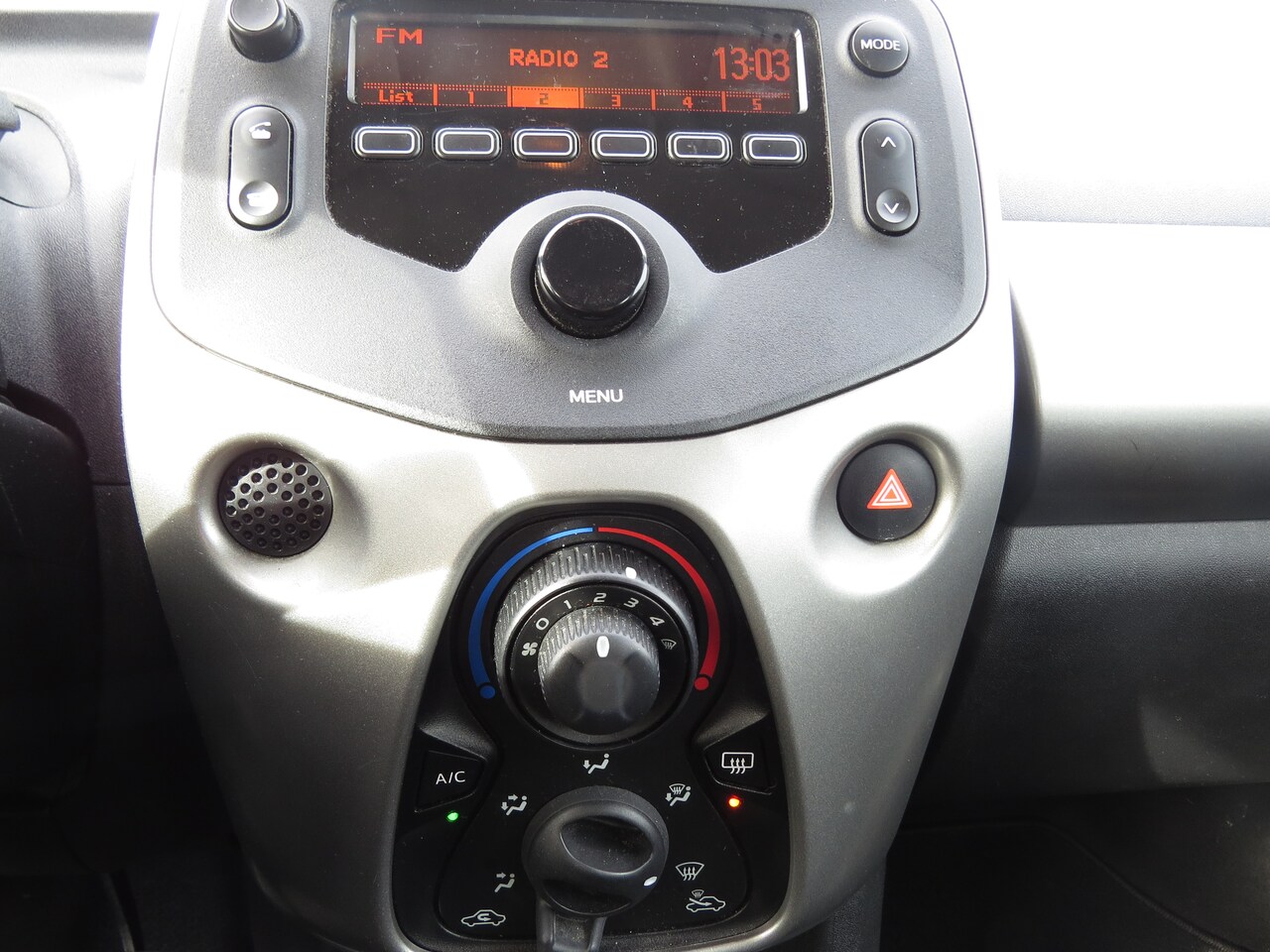Peugeot 108 - 1.0 e-VTi Blue Lease