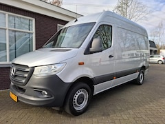 Mercedes-Benz Sprinter - 317 1.9 CDI L2H2 RWD