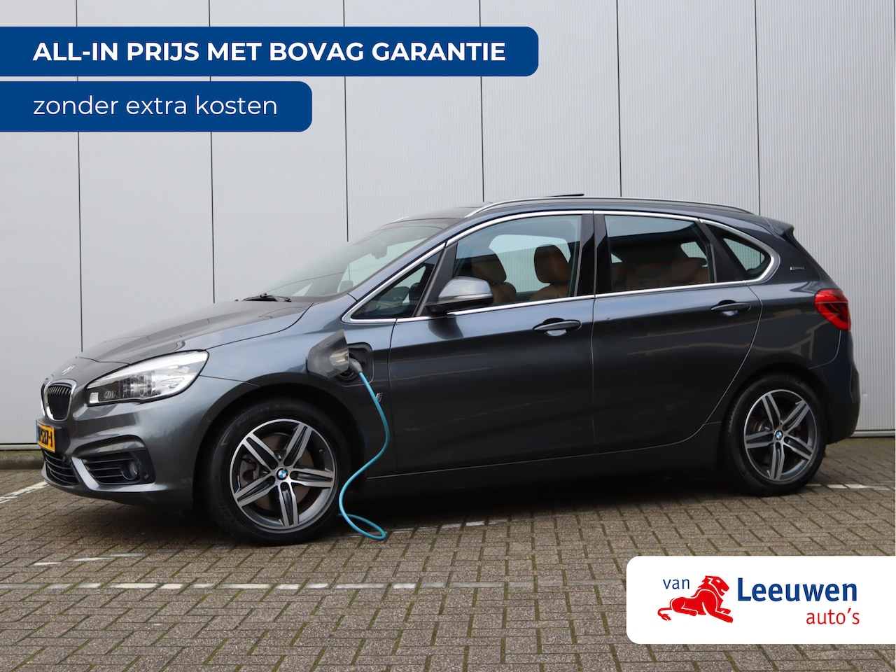 BMW 2-serie Active Tourer - 225xe High Executive | Trekhaak | Head-up | Leder | Pano - AutoWereld.nl