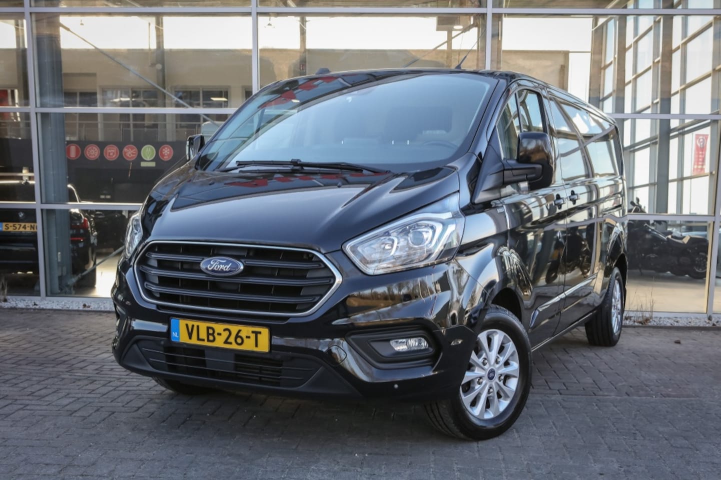 Ford Transit Custom - 300 2.0 TDCI L2H2 Li | Dubbele Schuifdeur | 170PK | Automaat | - AutoWereld.nl