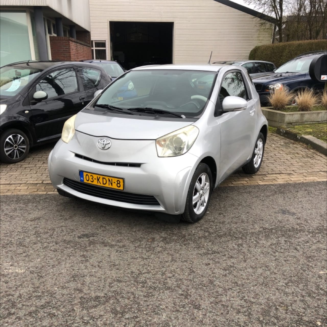 Toyota iQ - 1.0 VVTi Comfort.Zeer nette en prima rijdende iQ,Electr pakket Enz enz. Apk 06-09-2025 WIJ - AutoWereld.nl