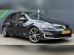 Volkswagen Golf - 1.4 TSI GTE 204PK Trekhaak/Carplay/LED/18"