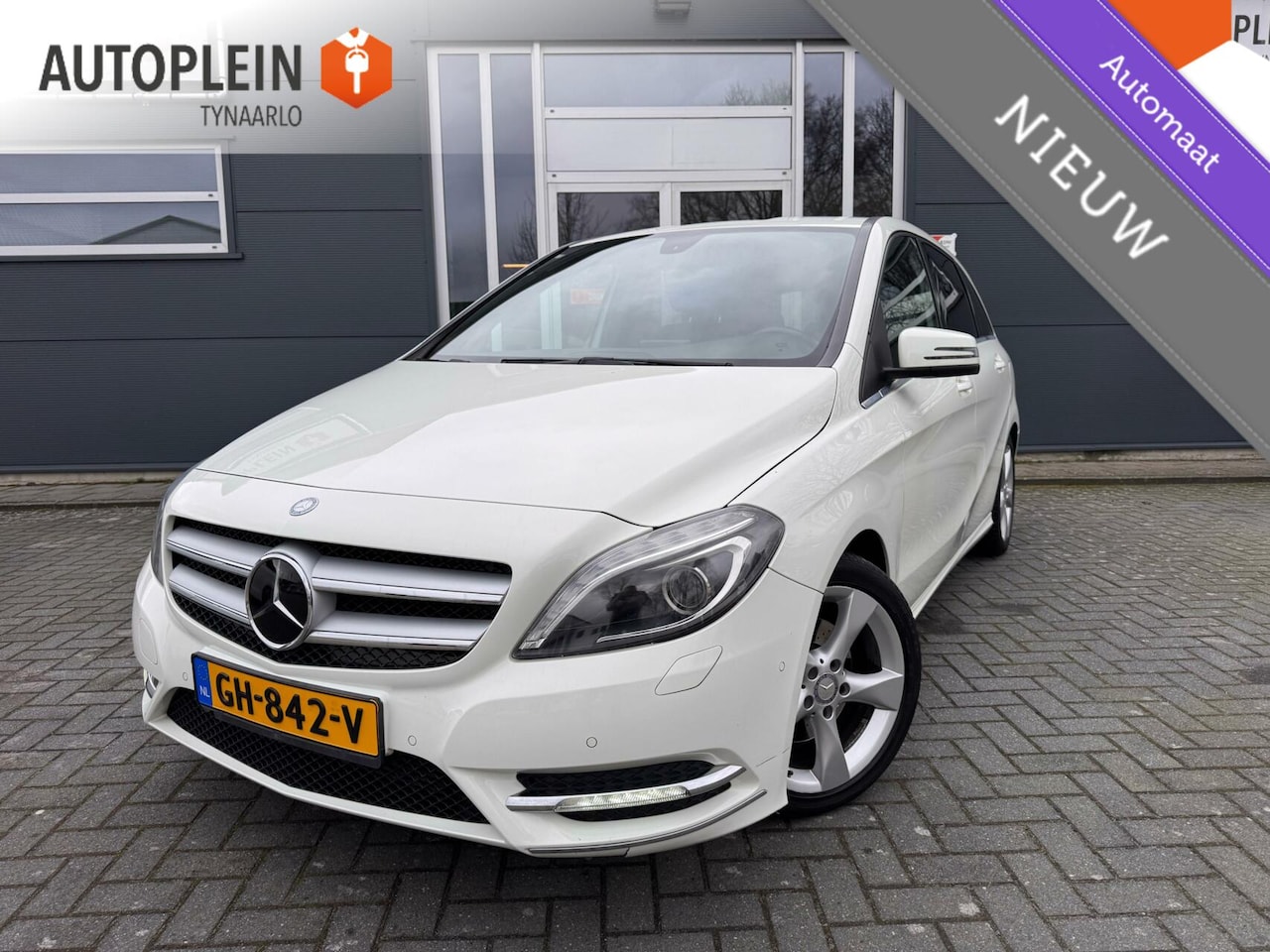 Mercedes-Benz B-klasse - 180 Prestige 1e eig Automaat|Leder|Stoelverw|LED|*Airco* - AutoWereld.nl