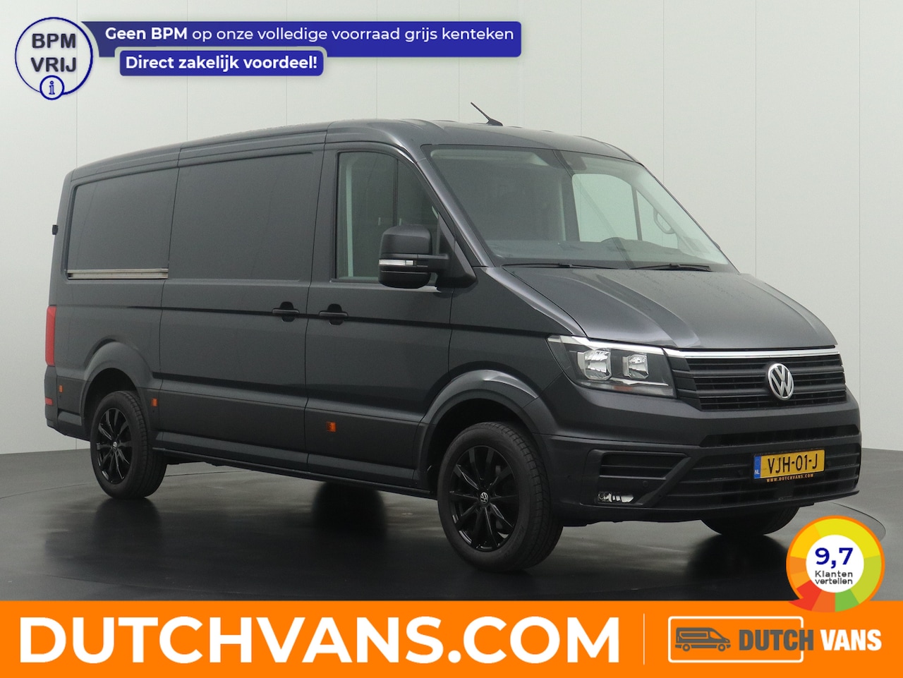 Volkswagen Crafter - 2.0TDI 140PK L3H2 Highline | Navigatie | Camera | Airco | Betimmering - AutoWereld.nl