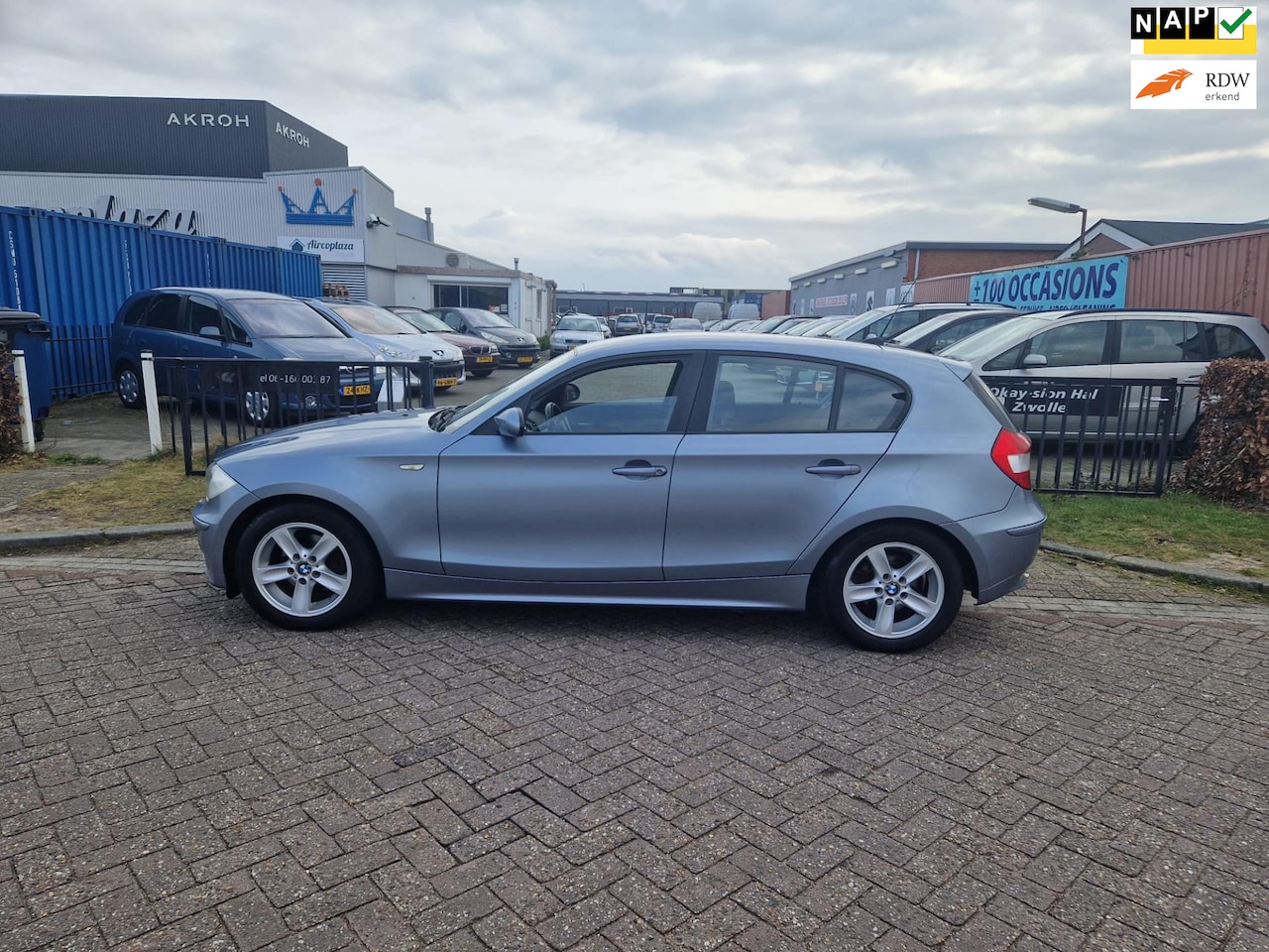 BMW 1-serie - 116i Business Line/5DRS/M-PAKKET/AIRCO/LMV!! - AutoWereld.nl