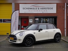 MINI Cooper - 5 deurs 1.5 Business / Automaat / JCW / Sportstoel / PDC / Navi / Cruise