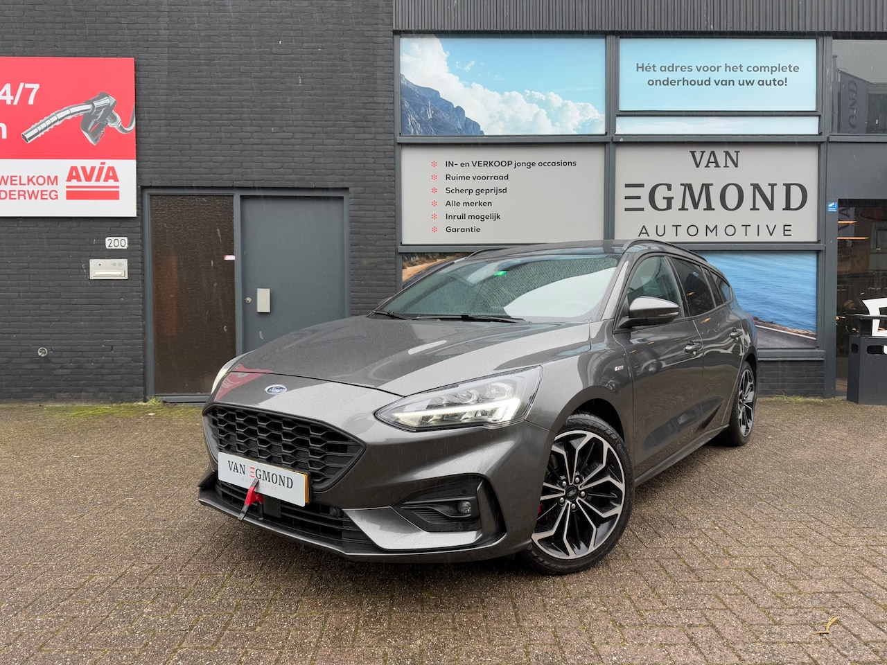 Ford Focus Wagon - 1.0 EcoBoost ST Line Business 1.0 EcoBoost ST Line Business, Panodak - AutoWereld.nl