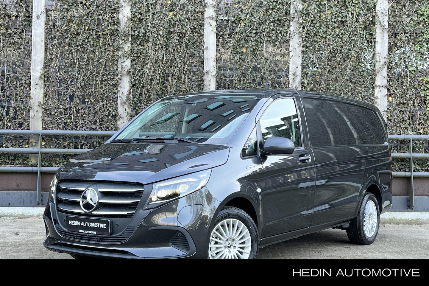 Mercedes-Benz eVito - Vans 112 L2 Mercedes-Benz Vans eVito GB eVito GB 112 L2 66 kWh | Multibeam LED | Smartphon - AutoWereld.nl