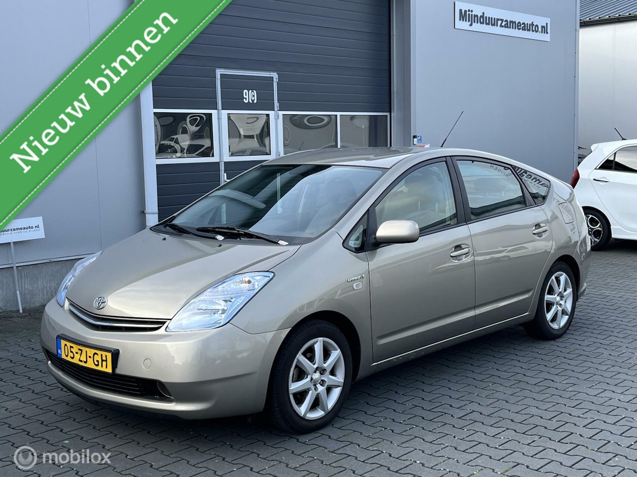 Toyota Prius - 1.5 VVT-i Aut. Clima, Cruise , allleen bellen - AutoWereld.nl