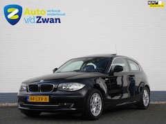 BMW 1-serie - 118i Business Line 143 Pk Navi/Schuif-kantel