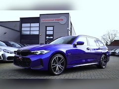 BMW 3-serie Touring - 330e High Executive | M-pakket | Facelift 2022 | Widescreen | Panorama | Adaptieve cruise