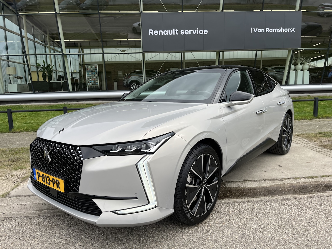 DS 4 - E-Tense La Première 180pk / 1e eigenaar/Dealer Onderhouden / Trekhaak Afneembaar / 360' Ca - AutoWereld.nl